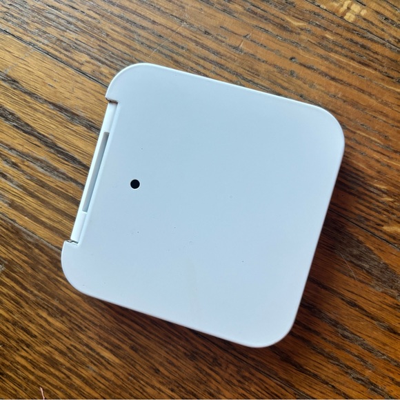 Compact, white - Picture 3 of 6